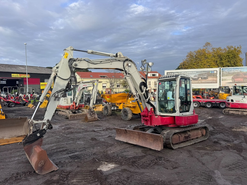 TAKEUCHI TB180FR