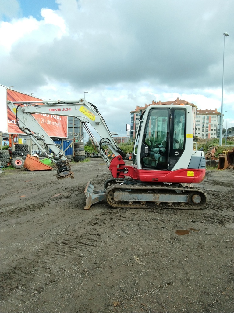 TAKEUCHI TB250