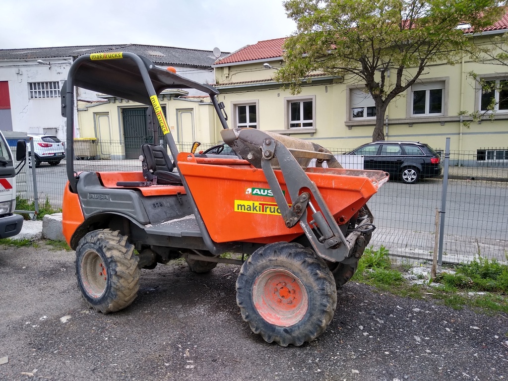 AUSA D201 RHS, AUTCAR