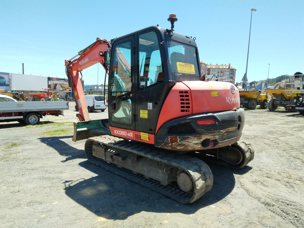 KUBOTA KX080-4
