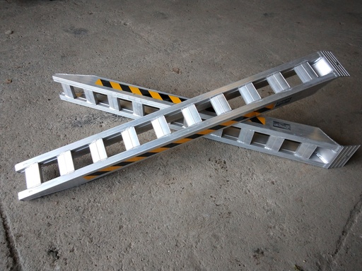 [RE0012] PAR RAMPAS ALUMINIO 2000 X 200 X 120  1 TN - 10,5KG