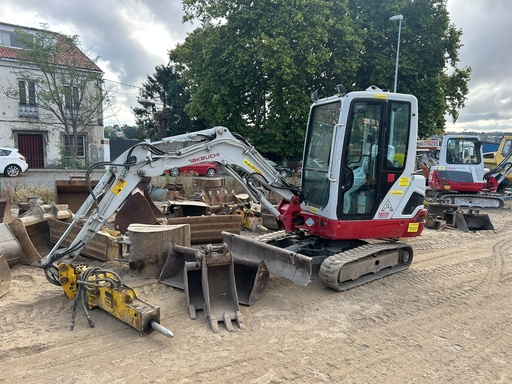 TAKEUCHI TB225